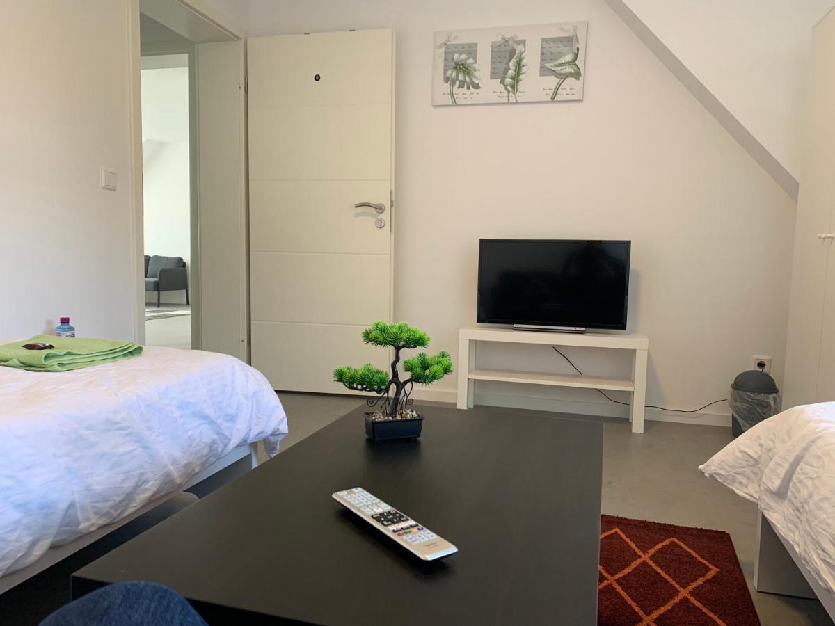 Cityapartment Platinum Mit Balkon Bzw,Terrasse Билефелд Екстериор снимка
